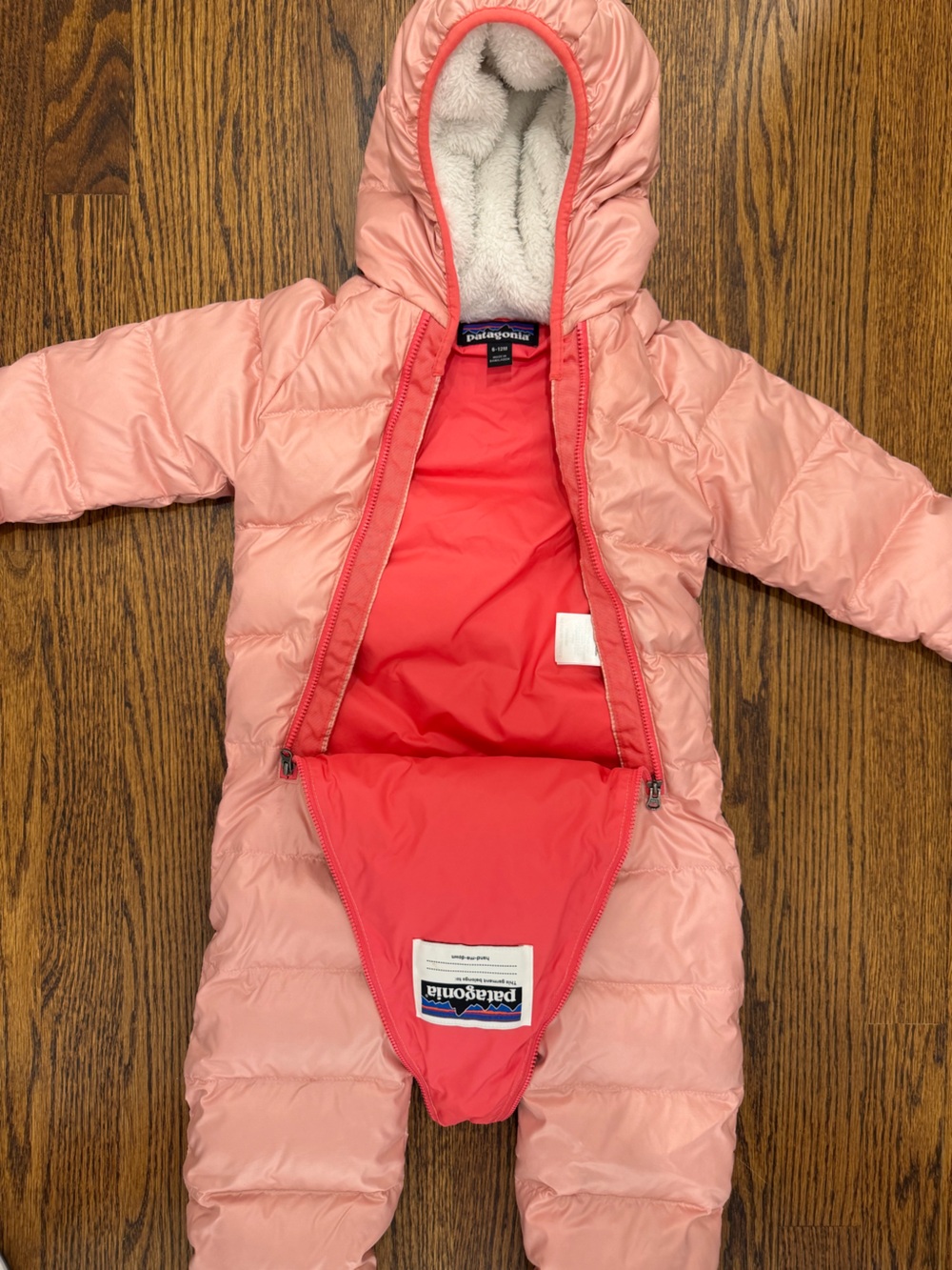Patagonia Kids Pink Hooded Puffer Bunting - Picture 4 of 6